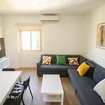 Alborea 2 * Grenada